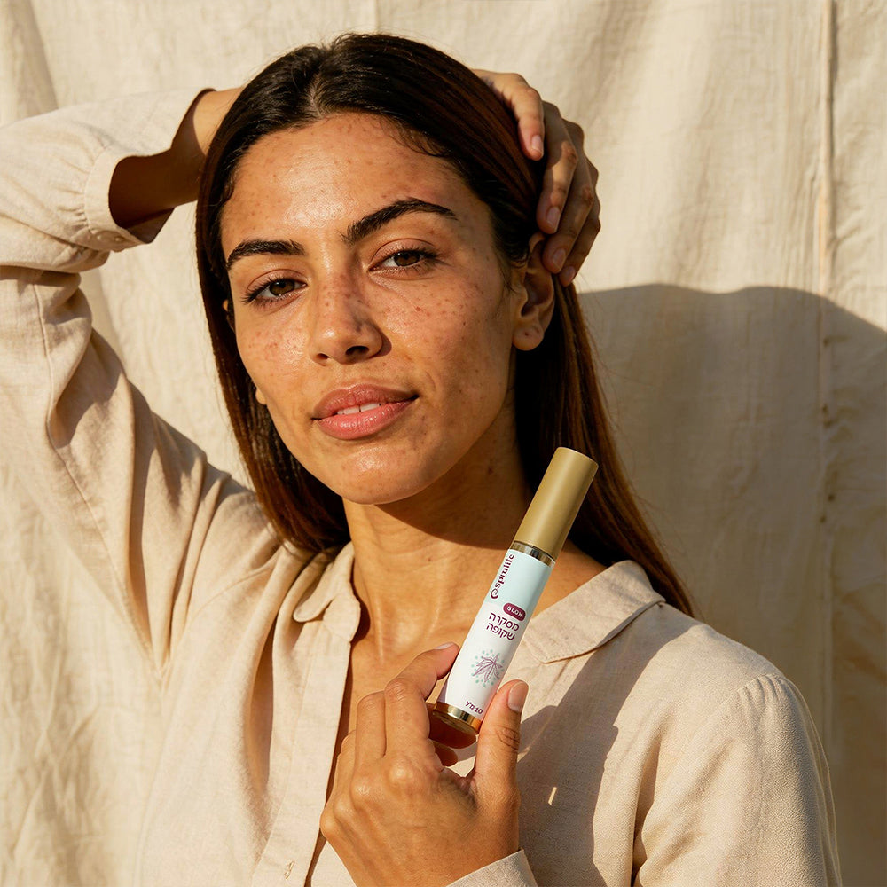 מסקרה שקופה לחיזוק | עיבוי ובריאות הריסים והגבות