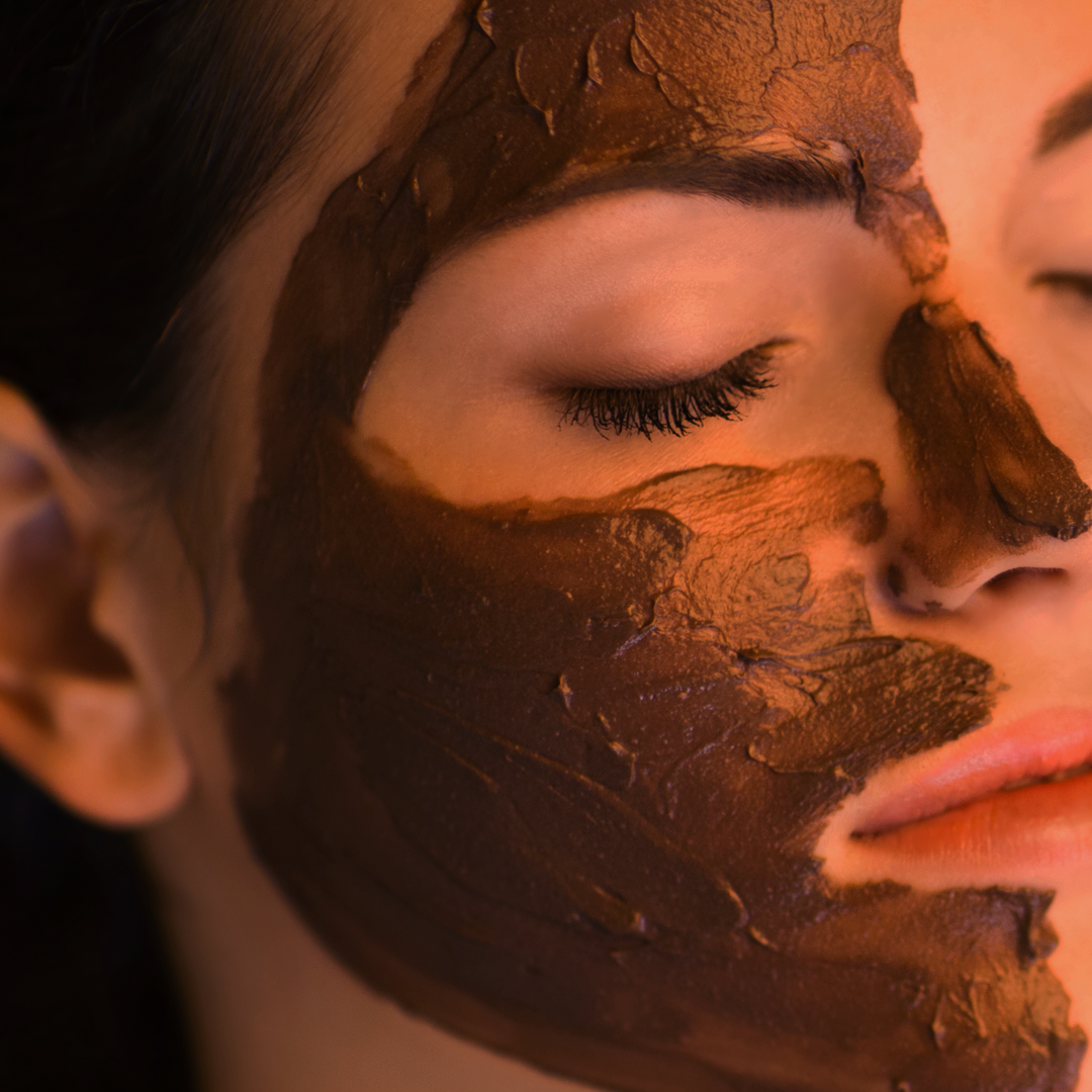 מסיכת פנים פילינג | הבהרה וחידוש לעור בוגר הליקרסיום